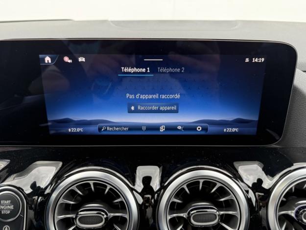 MERCEDES-BENZ GLA 200 d AMG Line  GLA 200 d AMG Line