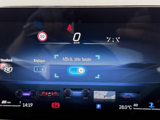 MERCEDES-BENZ GLA 200 d AMG Line  GLA 200 d AMG Line