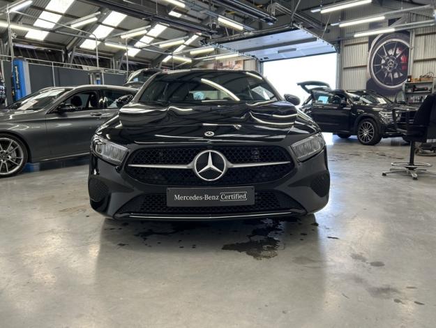 MERCEDES-BENZ A 180 d Business Line  