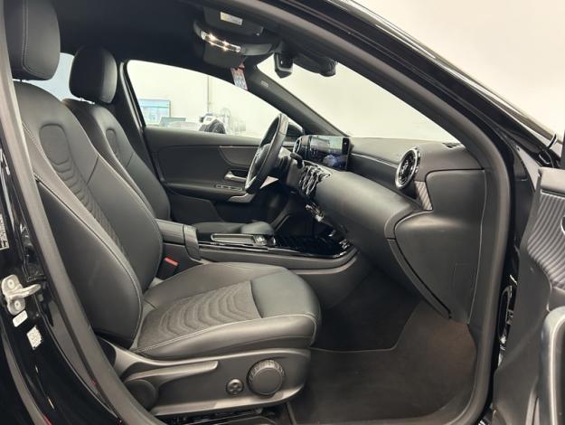 MERCEDES-BENZ A 180 d Business Line  