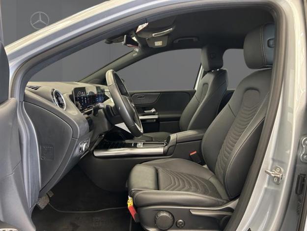 MERCEDES-BENZ B 180 d Facelift Luxury Line  