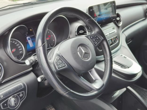 MERCEDES-BENZ V 300 d AMG Line AVANTGARDE Long - Double Cabine 