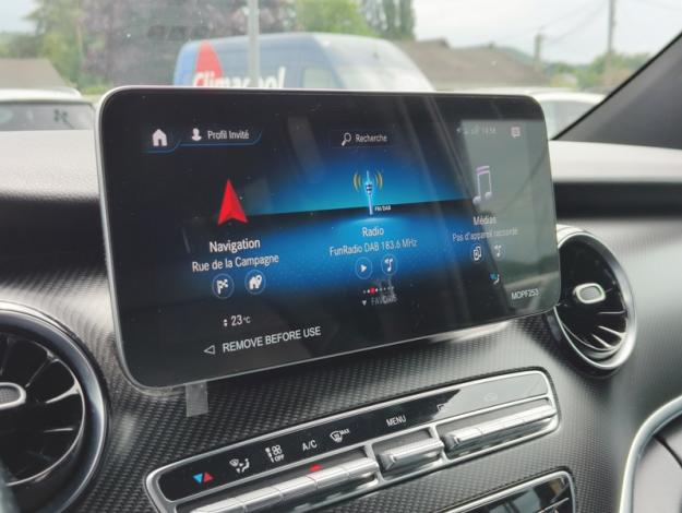 MERCEDES-BENZ V 300 d AMG Line AVANTGARDE Long - Double Cabine 