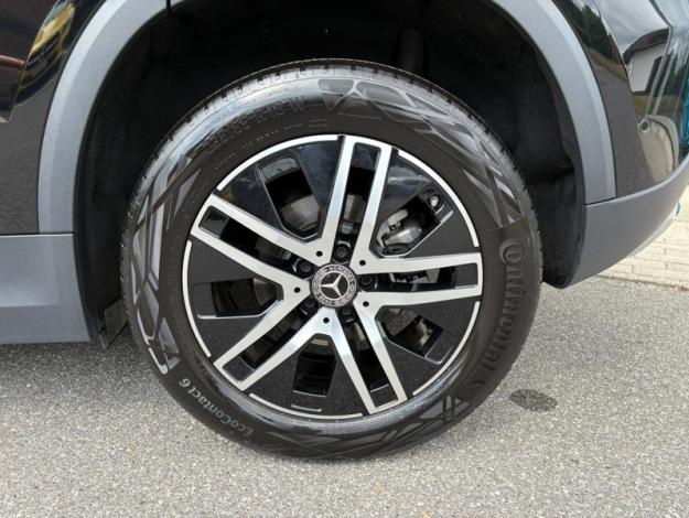 MERCEDES-BENZ GLA 180 Luxury Line  