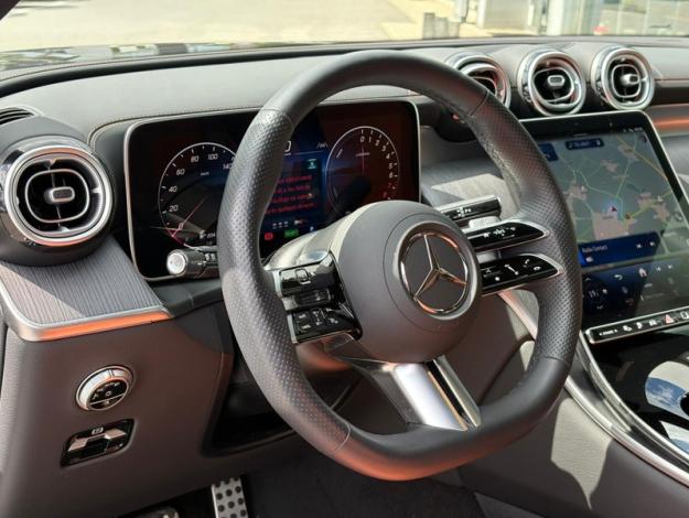 MERCEDES-BENZ GLC 300 e 4M AMG Pack Night Toit Pano  