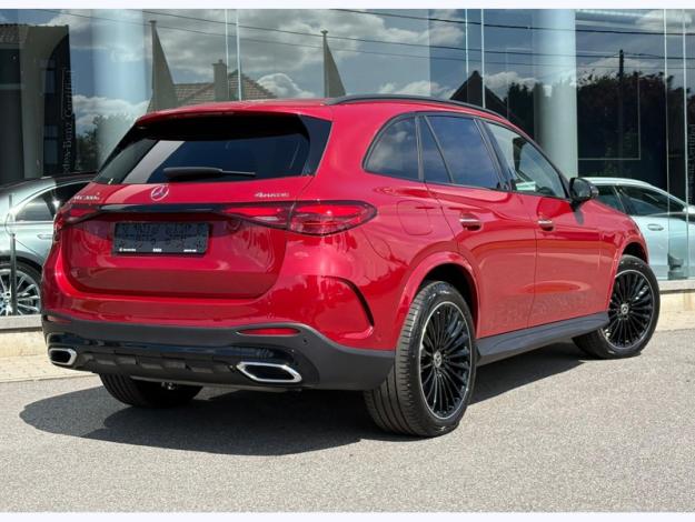 MERCEDES-BENZ GLC 300 e 4M AMG Pack Night Toit Pano Burmester  