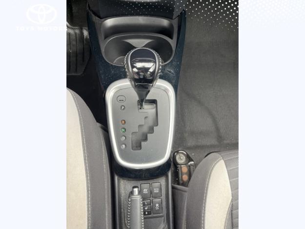 TOYOTA Yaris 100h Style  