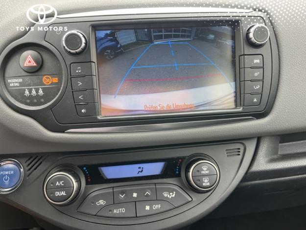 TOYOTA Yaris 100h Style  