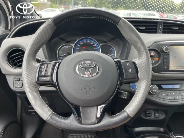 TOYOTA Yaris 100h Style  