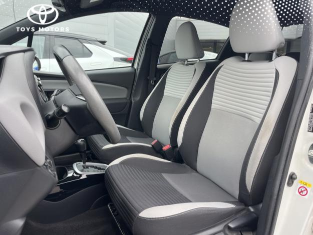 TOYOTA Yaris 100h Style  