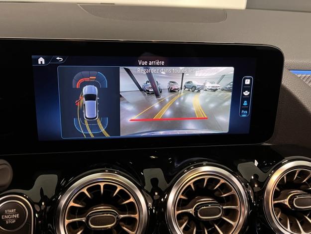 MERCEDES-BENZ GLA 200 d AMG Line  