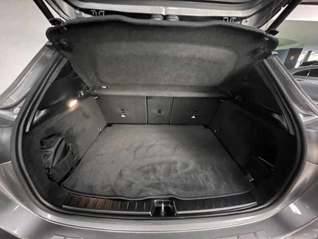 MERCEDES-BENZ GLA 200 d AMG Line  