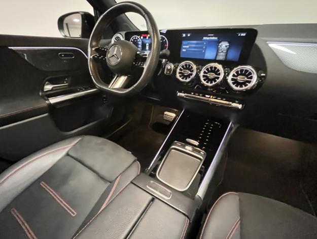 MERCEDES-BENZ GLA 200 d AMG Line  