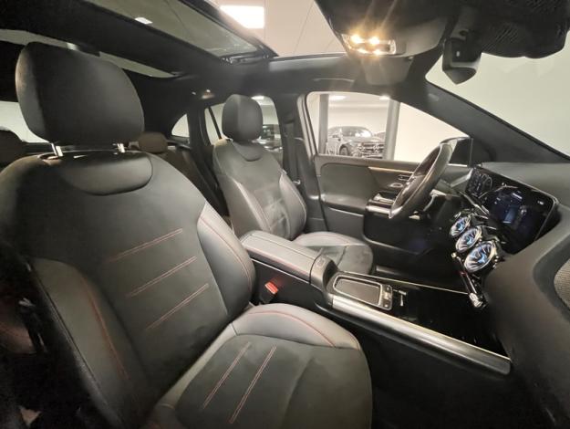 MERCEDES-BENZ GLA 200 d AMG Line  