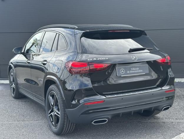 MERCEDES-BENZ GLA 200 d AMG Line  GLA 200 d AMG Line
