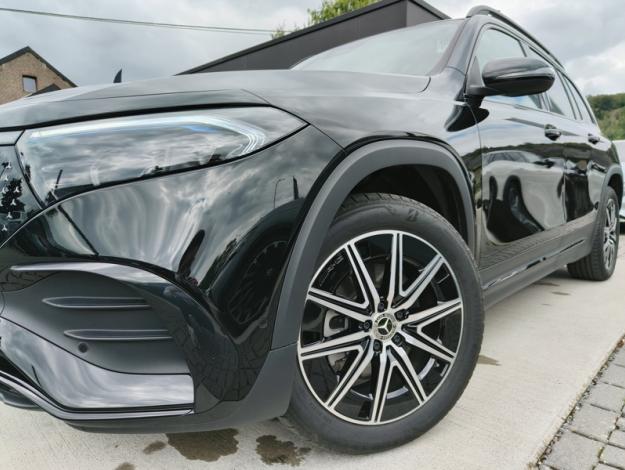 MERCEDES-BENZ EQB 250 + Star Edition - AMG Line - 5 ans de garantie  