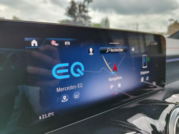MERCEDES-BENZ EQB 250 + Star Edition - AMG Line - 5 ans de garantie  