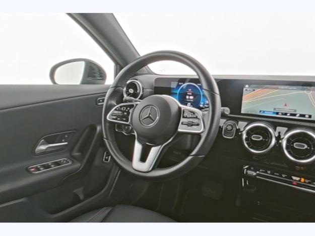 MERCEDES-BENZ A 250 e Business  