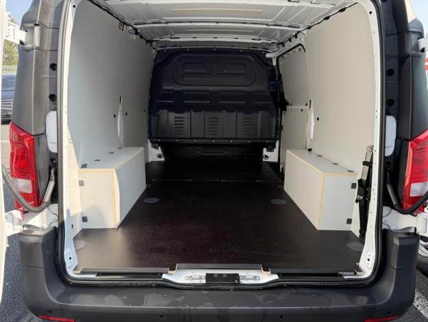 MERCEDES-BENZ eVito Fourgon 60kWh LG   