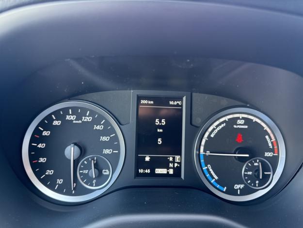MERCEDES-BENZ eVito Fourgon 60kWh LG   
