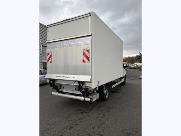 MERCEDES-BENZ Sprinter 317 Châssis cab 43 3,5t Propu.  Caisse hayon SOLIGHT