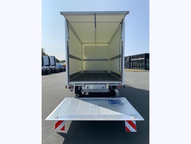MERCEDES-BENZ SPRINTER 317 Châssis cab 43 3,5t Propu.   Caisse 20m3 hayon SOLIGHT