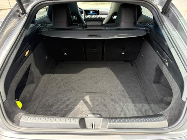 MERCEDES-BENZ CLA 200 d SB Pack AMG Toit Pano  