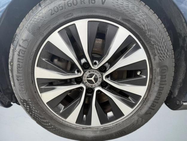 MERCEDES-BENZ Classe A 180 d  A 180 d