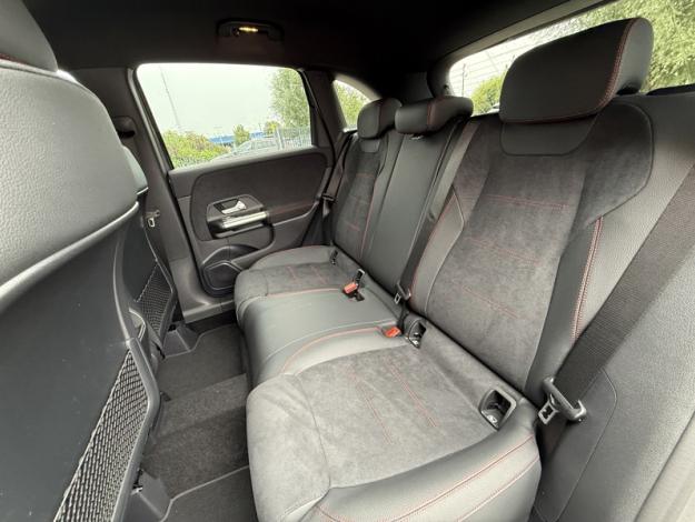 MERCEDES-BENZ Classe B 180 AMG Line  Classe B 180 AMG Line