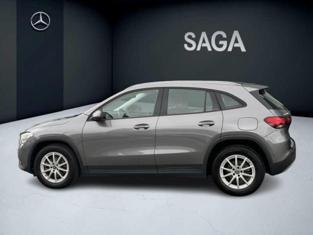 MERCEDES-BENZ GLA 180 d Business Line  
