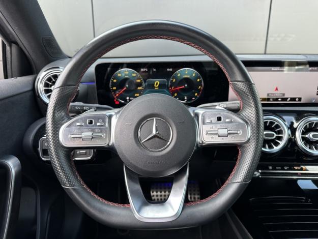 MERCEDES-BENZ Classe A 200 AMG Line  