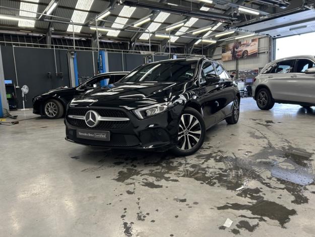 MERCEDES-BENZ A 250 e Business  