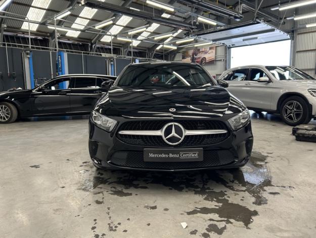 MERCEDES-BENZ A 250 e Business  