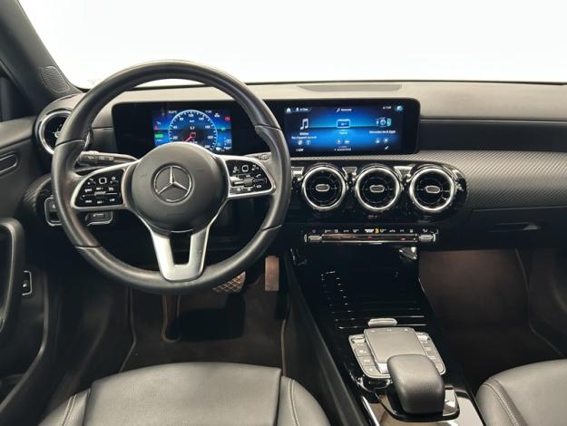 MERCEDES-BENZ A 250 e Business  