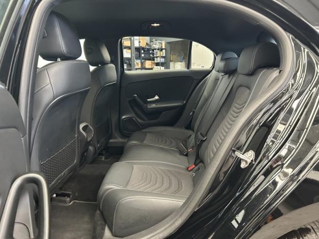 MERCEDES-BENZ A 250 e Business  