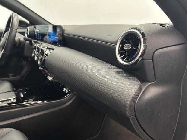 MERCEDES-BENZ A 250 e Business  