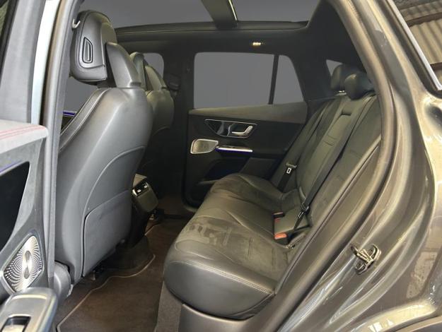 MERCEDES-BENZ EQE SUV 350+ AMG Line Pano Burmester  