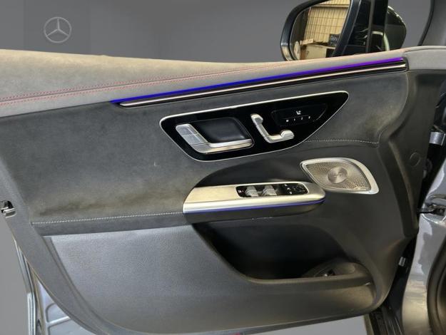MERCEDES-BENZ EQE SUV 350+ AMG Line Pano Burmester  