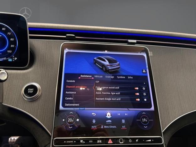 MERCEDES-BENZ EQE SUV 350+ AMG Line Pano Burmester  