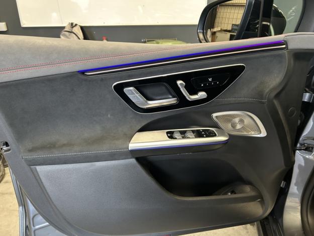MERCEDES-BENZ EQE SUV 350+ AMG Line Pano Burmester  