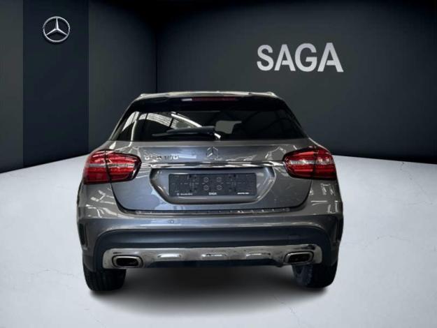 MERCEDES-BENZ GLA 180 AMG Pack Night Toit ouvrant  