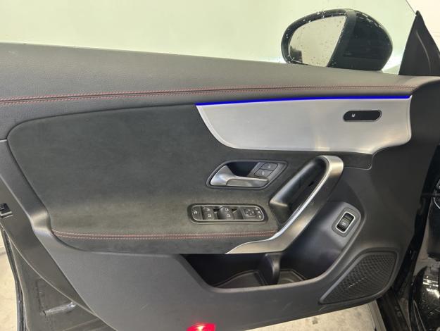 MERCEDES-BENZ CLA-Klasse CLA 180 Shooting Brake AMG Line