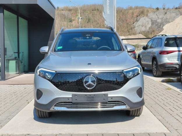 MERCEDES-BENZ EQB 250 +  Luxury Line