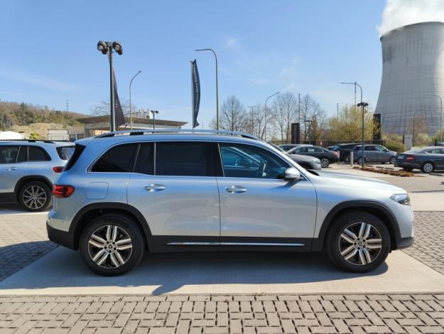 MERCEDES-BENZ EQB 250 +  Luxury Line
