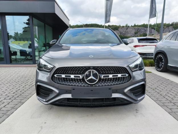 MERCEDES-BENZ GLA 180 Star Edition - SAGA Huy (+32 85 23 69 00) 