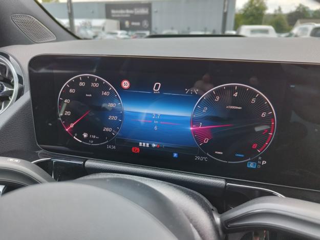 MERCEDES-BENZ GLA 180 Star Edition - SAGA Huy (+32 85 23 69 00) 