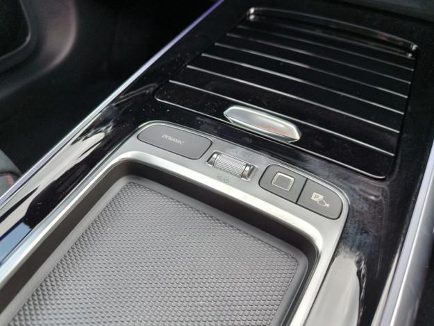 MERCEDES-BENZ GLA 180 Star Edition - SAGA Huy (+32 85 23 69 00) 