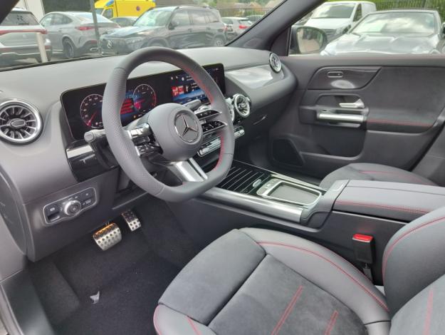 MERCEDES-BENZ GLA 180 Star Edition - SAGA Huy (+32 85 23 69 00) 