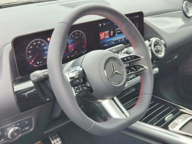 MERCEDES-BENZ GLA 180 Star Edition - SAGA Huy (+32 85 23 69 00) 