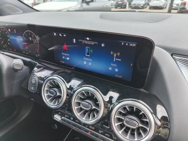 MERCEDES-BENZ GLA 180 Star Edition - SAGA Huy (+32 85 23 69 00) 